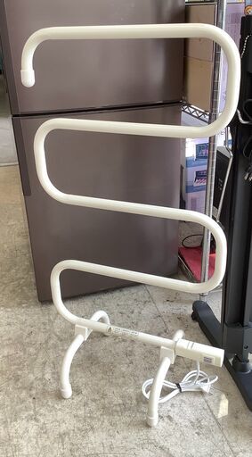 (株)アイテック タオルをかけられるヒーター NIT-1053【ユーズドユーズ名古屋天白店】 J1177