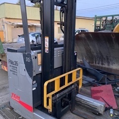 TCMバッテリーフォークリフト1トン 年：2009