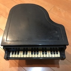 グランドピアノ　おもちゃ