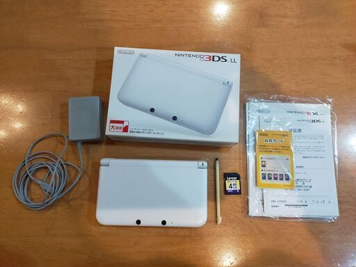 Nintendo 3ds Ll ホワイト Sdカード4gb 充電器 箱付き Keit 高幡不動のポータブルゲーム ニンテンドーds 3ds の中古あげます 譲ります ジモティーで不用品の処分