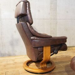 北欧ノルウェーのメーカーEKORNES(エコーネス)社のストレスレスチェアー レノ(M)です！！リビングはもちろんシアタールームなどにおススメの北欧デザインのパーソナルチェア♪BJ431