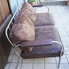 Journal Standard Furniture(ジャーナルスタンダードファニチャー) のLAVAL(ラバル)2人掛けソファ！ヴィンテージ加工のアイアンフレームとレザーの風合いが男前な2Pソファ♪BK101