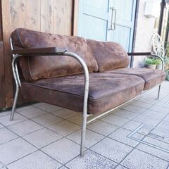 Journal Standard Furniture(ジャーナルスタンダードファニチャー) のLAVAL(ラバル)2人掛けソファ！ヴィンテージ加工のアイアンフレームとレザーの風合いが男前な2Pソファ♪BK101