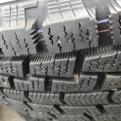 ジムニーホイールKEELER FORCEとスタッドレス175/80R16  