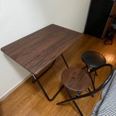 折り畳みテーブル、椅子セット差し上げます。