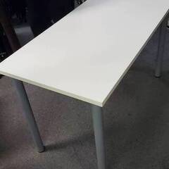組み立て式 テーブル　IKEAよりはしっかりしています。