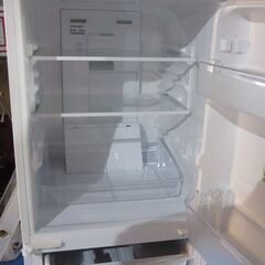 冷蔵庫　シャープ製　１３７ℓ