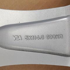 18 inch ホイール　4本　ほぼ未使用 18x7J 5H 114.3 +55