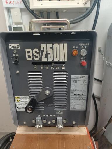 アーク溶接機200v250アンペア綺麗です。