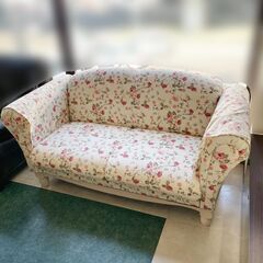 二人掛けソファー 白地 花柄 姫 プリンセス 北欧 アンティーク調