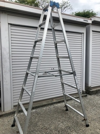 長脚立２