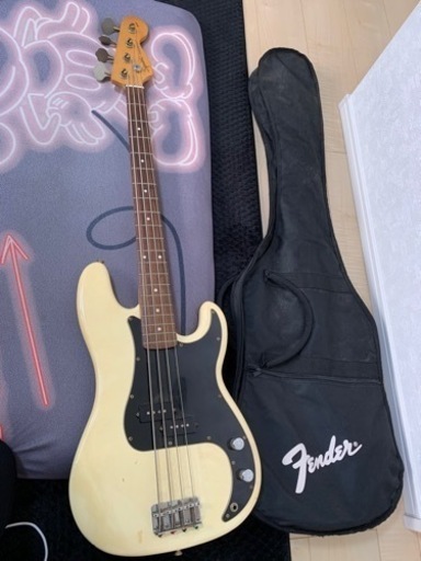 【入門用＊ソフトケース付き】SQUIER Precision Bass（スクワイヤ プレジションベース）