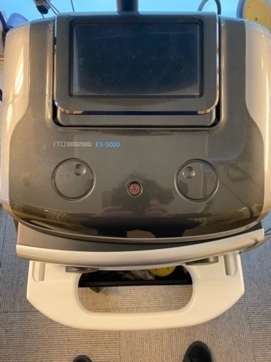 ES-5000【ハイボルト、微弱電流、EMS、3D】