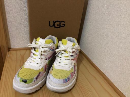 UGG スニーカー