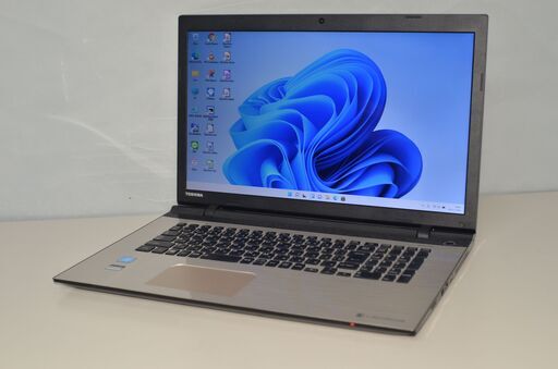 最新Windows11+office 新品爆速SSD256GB TOSHIBA Pentium/メモリ4GB/大画面17.3インチ/無線/カメラ/USB3.0/HDMI/DVDRW/便利ソフト