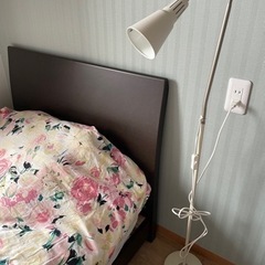 【ネット決済】IKEAフロアランプ&LED電球付き