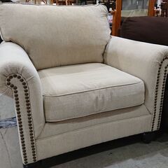 ASHLEY FURNITURE｜アシュレイ｜鋲打ちソファ｜シングルソファ｜1人掛 