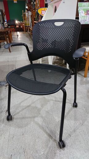 HermanMiller｜ハーマンミラー｜WC420P｜フレックスネット｜肘付き｜スタッキング｜タイヤ劣化有｜ケイパーチェア② 5942円