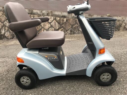 ☆彡保証付き!!! ⑦ スズキ製・電動車いす・車椅子・セニアカー。シニアカー。介護用品。すぐに乗れます。免許不要。操作簡単!!バッテリー新品!