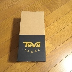 TEVA サンダル空箱 靴箱 他同時購入割引可能。