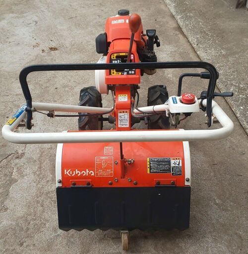 鹿児島発 クボタ6.2馬力 ガソリンエンジンミニ耕うん機TR7000 正転/逆転