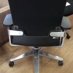 Wilkhahn（ウィルクハーン） オン ミドルバックアームチェア【愛品倶楽部柏店　問い合わせ番号 162-017760 002】