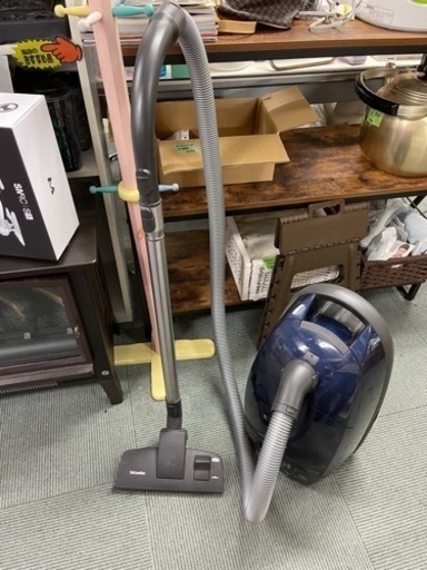 【️‍♀️良く吸ってくれる掃除機️‍♀️家の中ピカピカにしよ✨✨】掃除機 ミーレ S648 ドイツ製