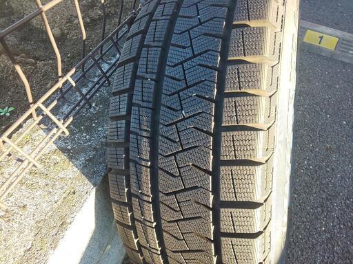 スタッドレスタイヤ＆ホイール4本 205/60 R16 【アウディA4】16インチ 