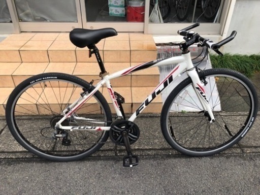 クロスバイク FUJI SPARROW 430 WH