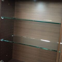 『商談中』値下げしました！　カリモク　ライト付キャビネット【愛品倶楽部柏店】 