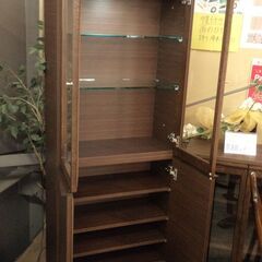 『商談中』値下げしました！　カリモク　ライト付キャビネット【愛品倶楽部柏店】 