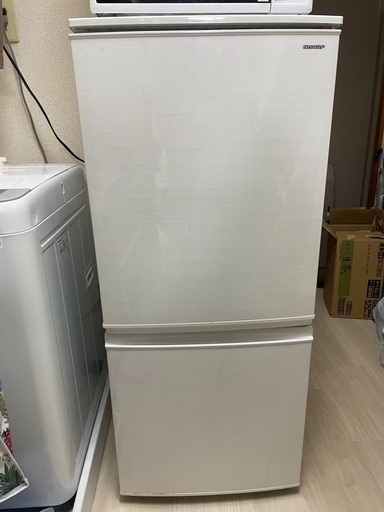 ブランド品専門の 冷蔵庫sj-d14d 2018年製 冷蔵庫