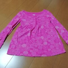 サイズM（8歳）　OLD NAVY　ピンクの長袖