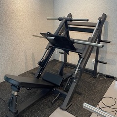 現品限り！値段交渉歓迎！レッグプレス