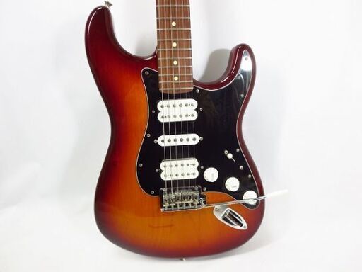 美品☆エレキギター Fender フェンダー STRATOCASTER ストラト