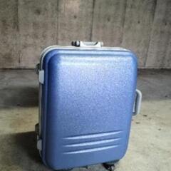 【ネット決済】【早い者勝ち！】スーツケース ブルー Mサイズ　キ...
