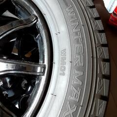 12/13処分予定スタッドレスタイヤ13インチアルミホイール付き4本セット