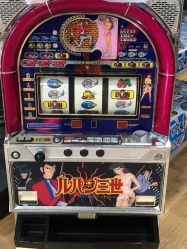 大特価‼︎   パチスロ　ルパン三世　メダル付　お家時間　遊び　現品限り