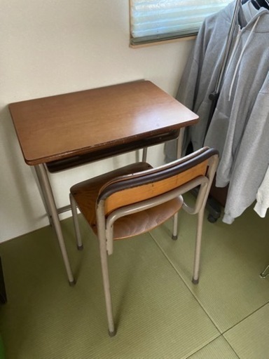 【取引決定しました】学校の机椅子
