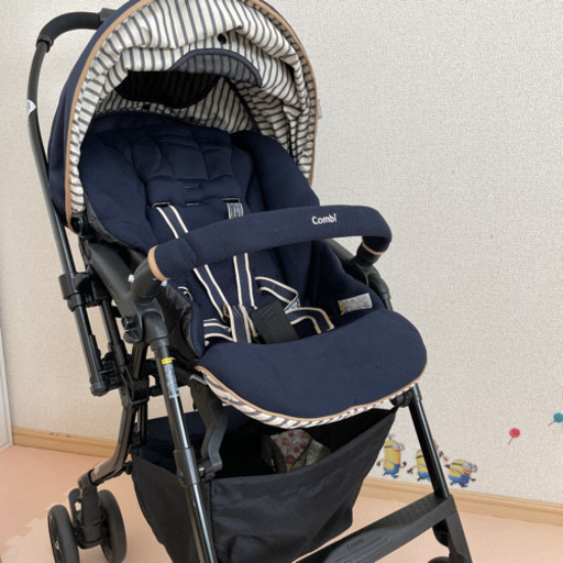 コンビベビーカー　メチャカル譲ります