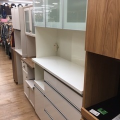 BY REUSE 霧島国分新町店 出張買取•見積完全無料¥0】ACTUS 食器棚