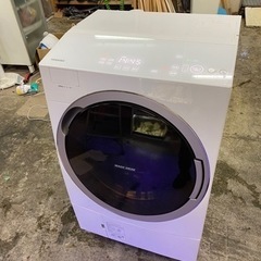 美品 東芝 ドラム式洗濯機 ガラスタッチパネル
