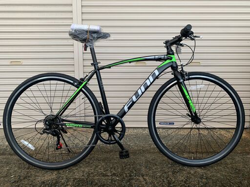 新品★未使用　クロスバイク　700×28C　シマノ製6段変速  ブラック/グリーン