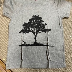 【ネット決済】半袖Tシャツ 美品 