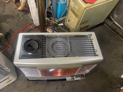 UFH-7731UKC R ストーブ UFH7731UKCR-SG 煙突式床暖ストーブ カベック 1台 サンポット 【通販