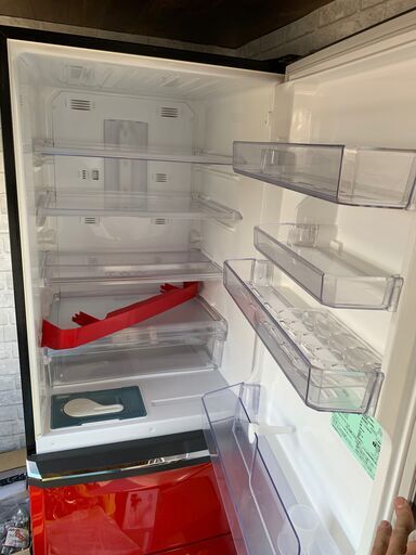 【美品】赤の冷蔵庫売ります！