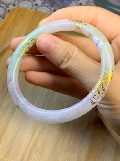 本翡翠バングル ミャンマー産 春帯彩 お買い得 売り尽くしセール