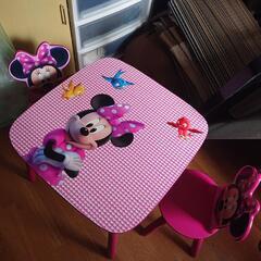 ミニーマウス テーブル 椅子２脚