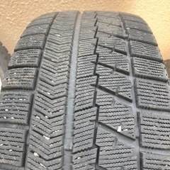 商談中 215/55R17 VRX PCD114.3 5穴