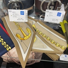 GUCCI シルクネックボウ　MAGLIAMARINA 未使用品　ベージュ GUCCI シルクネックボウ MAGLIAMARINA 未使用品 ベージュ